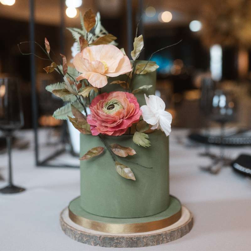 Two tier green autumnal wedding cake, the Vermont Hotel, Newcastle